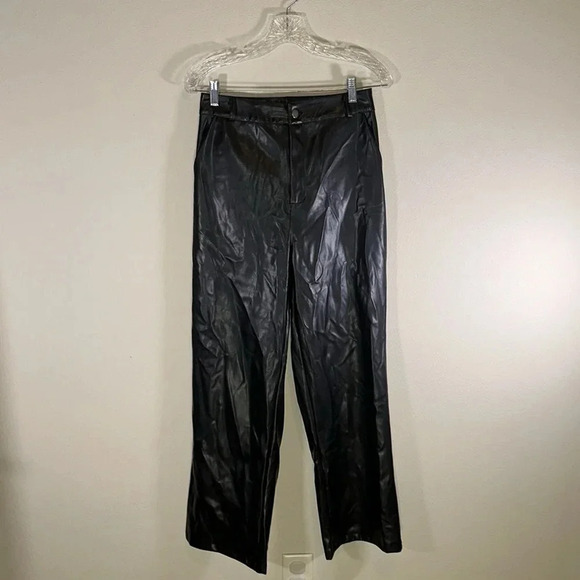 Black Vegan Leather High Waist Wide Leg Pants Women Size Medium Mob Wife Dressy - Picture 1 of 7